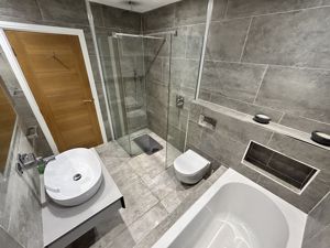 Photo 27- click for photo gallery